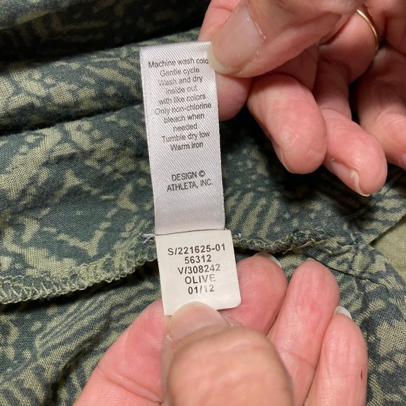 Athleta Olive Green Lightweight Long Sleeve Hoodie Women's Size Medium - Picture 12 of 13